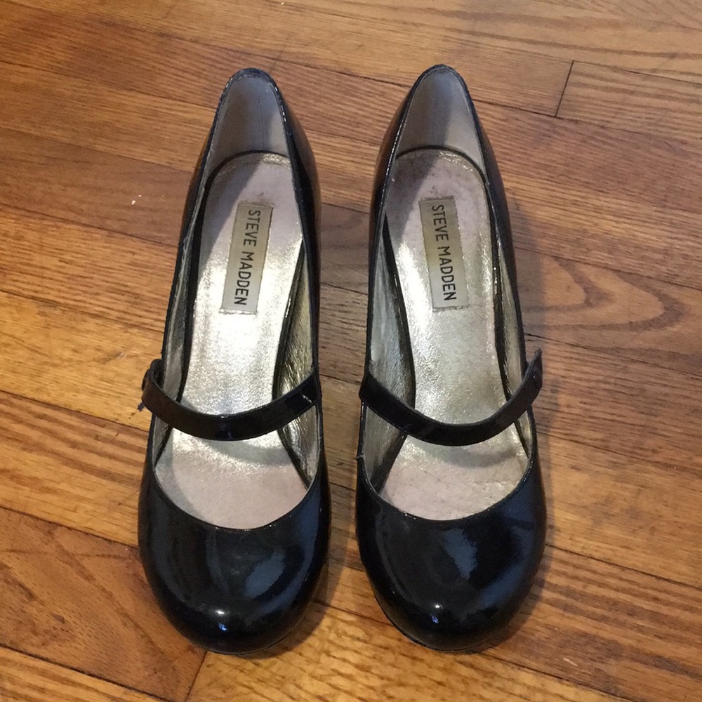 Steve Madden Black Patent Leather Mary Janes